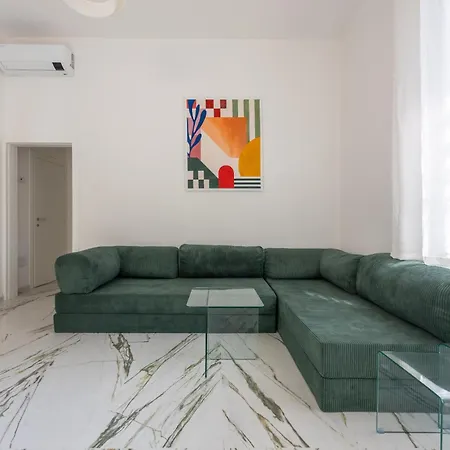 San Mamolo Luxury Garden Apartman *